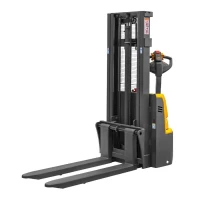 Штабелер электрический самоходный CDD15R-E N 1500 кг; 2,5 м; 24В / 105Ач SMARTLIFT SMART
