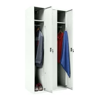 Шкаф металлический трехсекционный белый