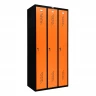 Шкаф металлический трехдверный черный с оранжевым Шкаф металлический трехдверный черный с оранжевым