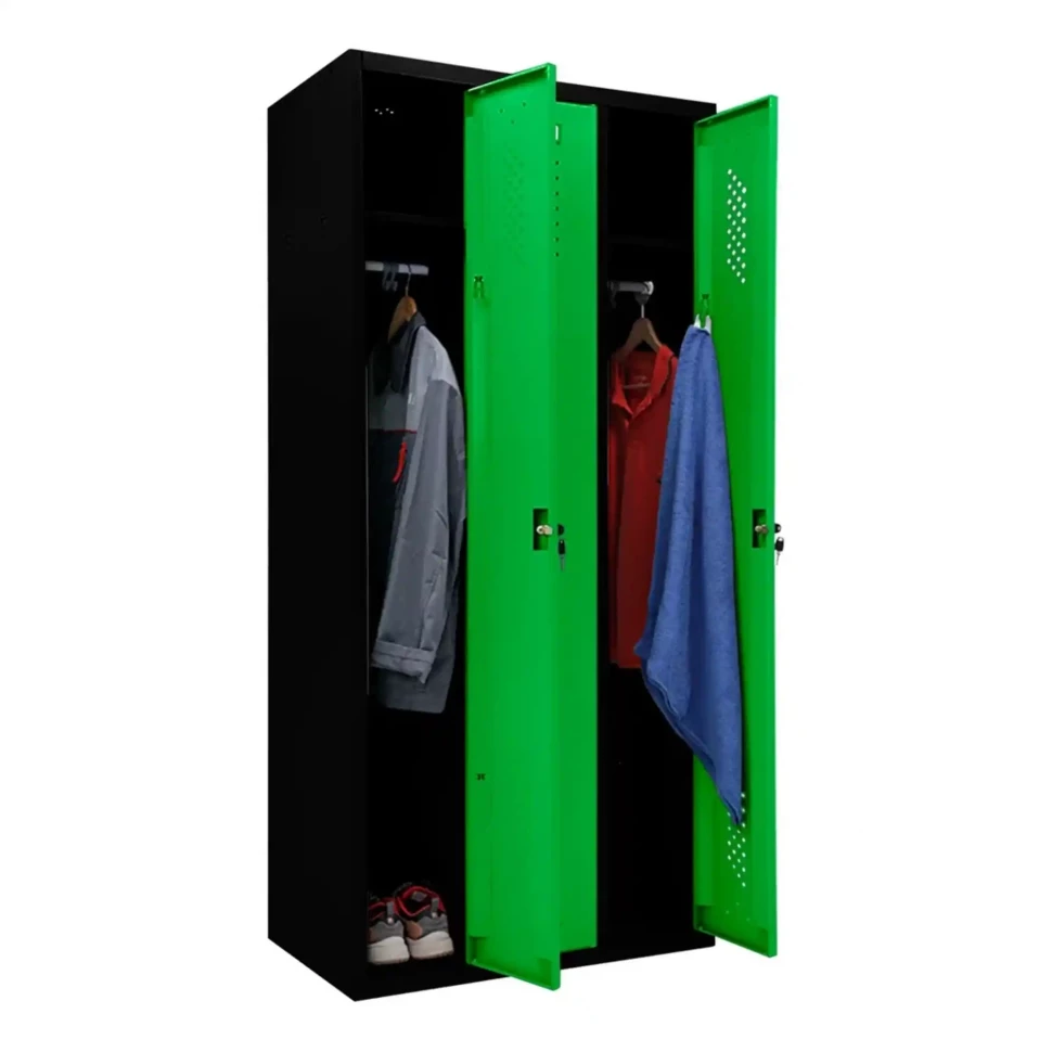 Шкаф металлический трехдверный черный с зеленым Шкаф металлический трехдверный черный с зеленым