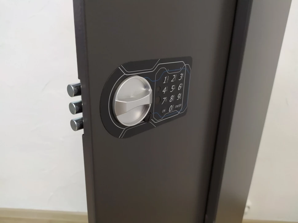 Оружейный сейф Aiko Чирок 1328 EL/Сокол EL