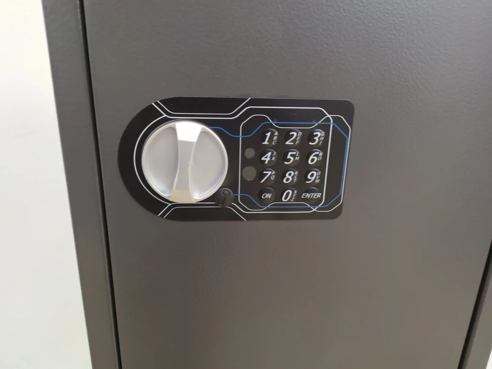 Оружейный сейф Aiko Чирок 1328 EL/Сокол EL