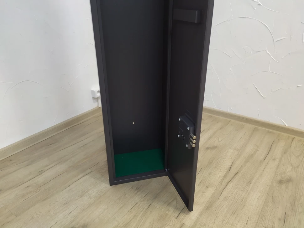 Оружейный сейф Aiko Чирок 1520 Оружейный сейф Aiko Чирок 1520